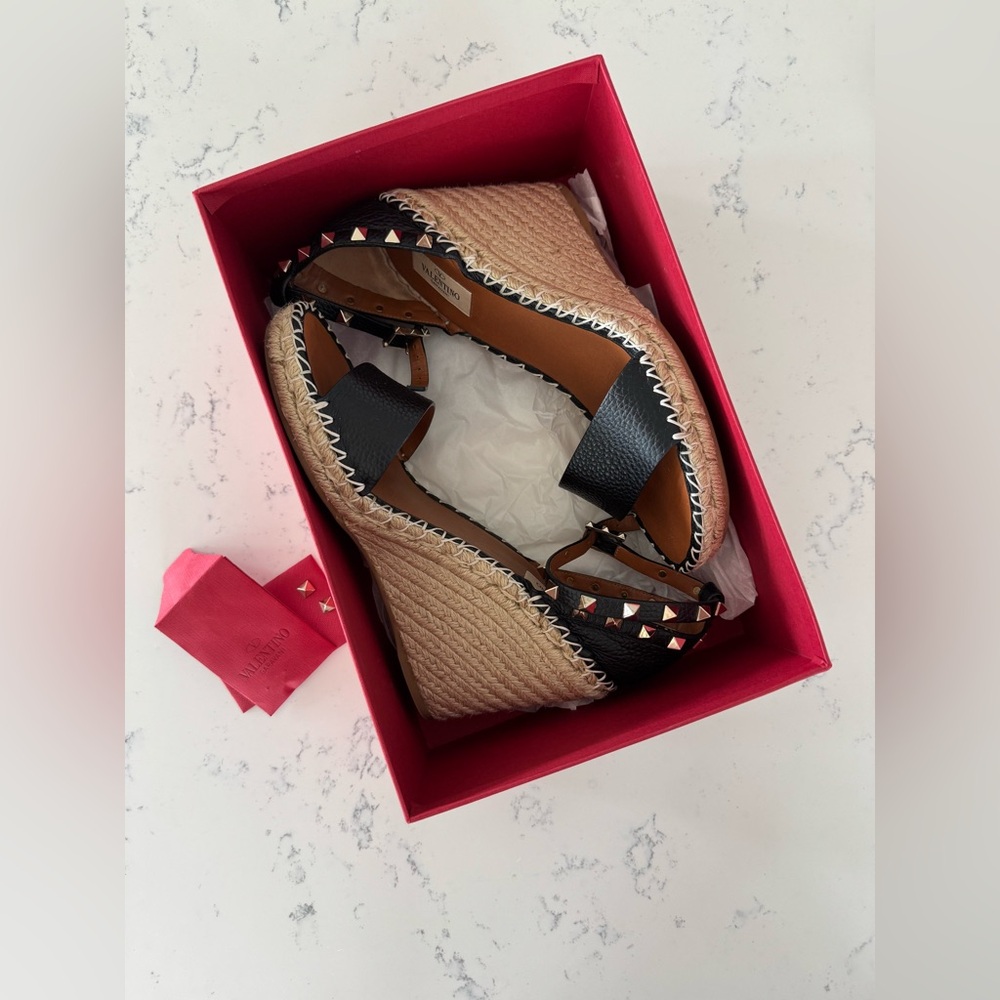 Valentino Garavani Rockstud Espadrille Wedge Sandals Black Size 41